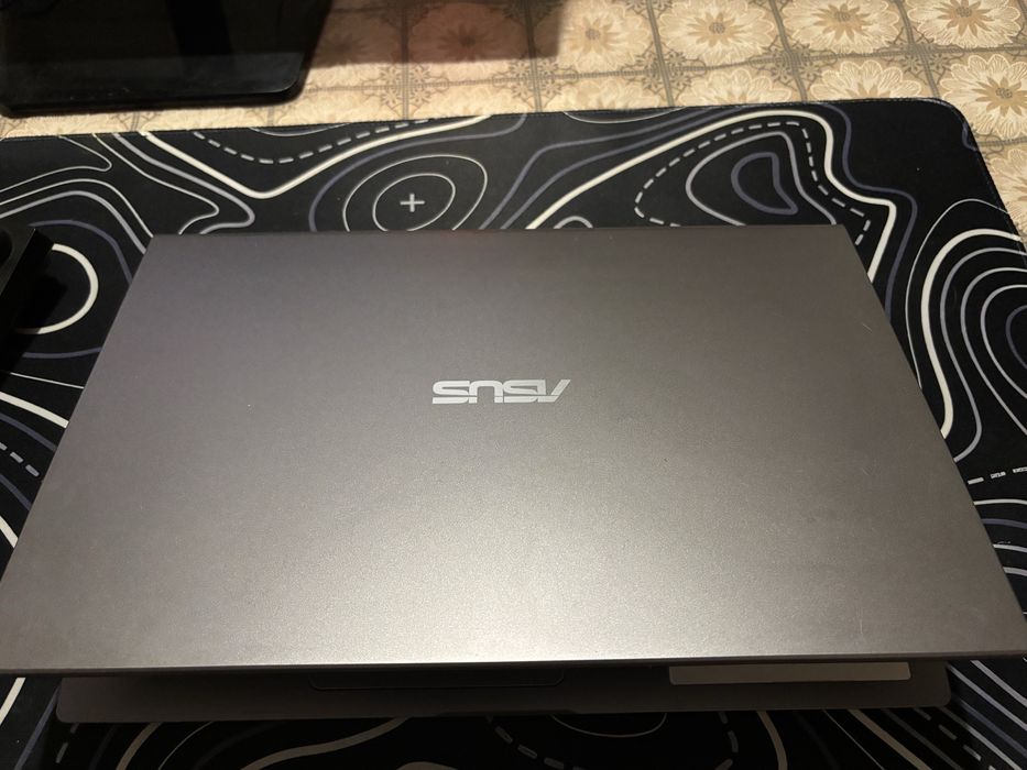 Продаю ноутбук Asus