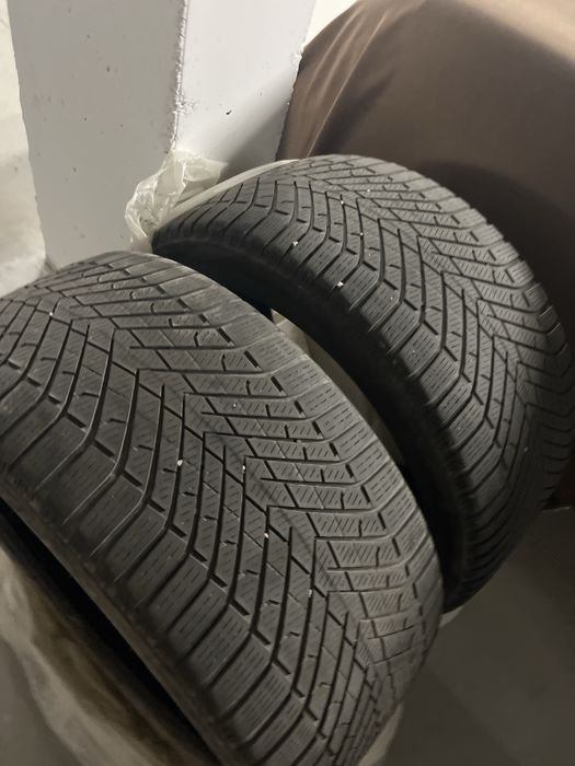 Гуми зимни Пирели 2бр