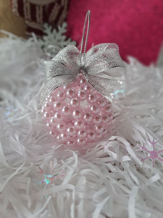 Коледна топка от перли