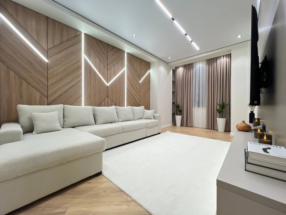 Срочно продается 3х комнатная квартира новостройка Академгородок