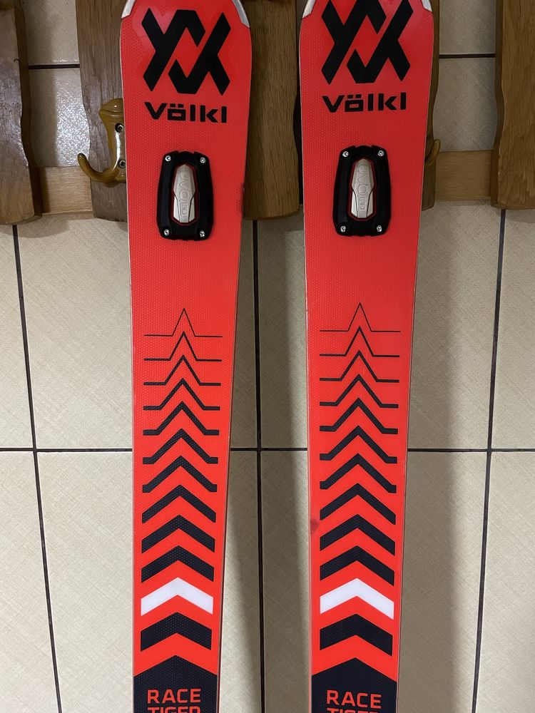 Schi/ Ski Volkl Race Tiger GS