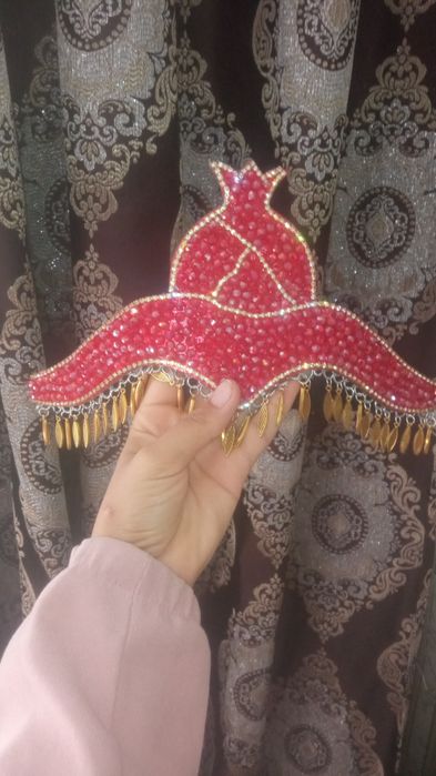 Tilla qow va diadema nabor