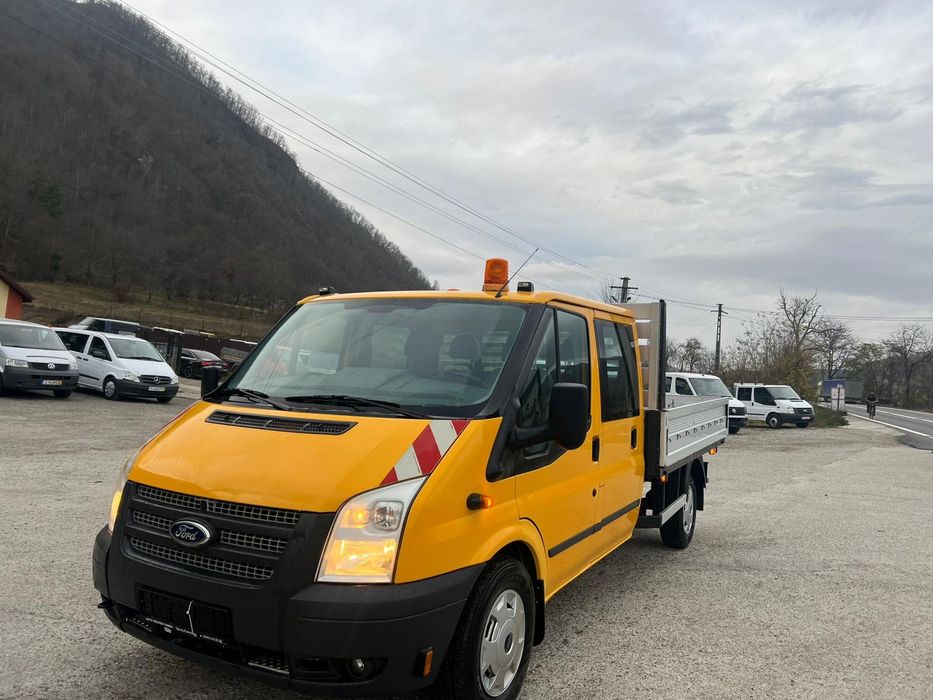 Vand ford transit 2.2 tdi..klima top.6 locuri.6+1 trepte
