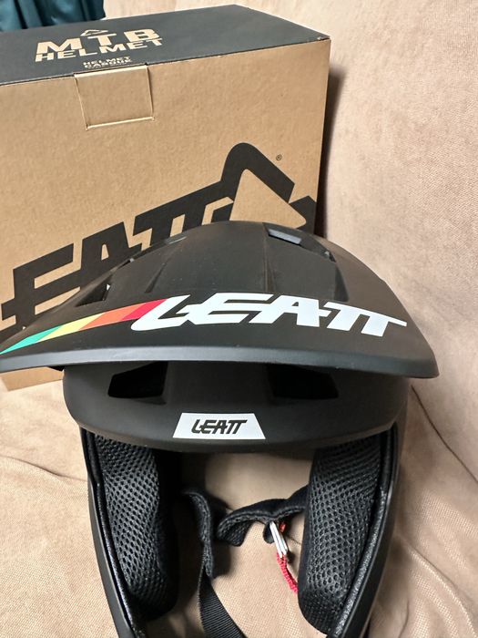 Casca Leatt MTB Gravity 1.0 M (57-58cm) negru NOU, cu eticheta