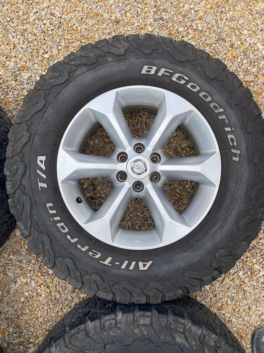 17 Цола 6 х 114.3 мм Нисан Навара , Патфайндер , Nissan Navara