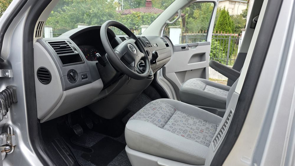 Volkswagen Transporter T5 * An 2008 * 2.5 TDI * Dublu Cabina 5 Locuri