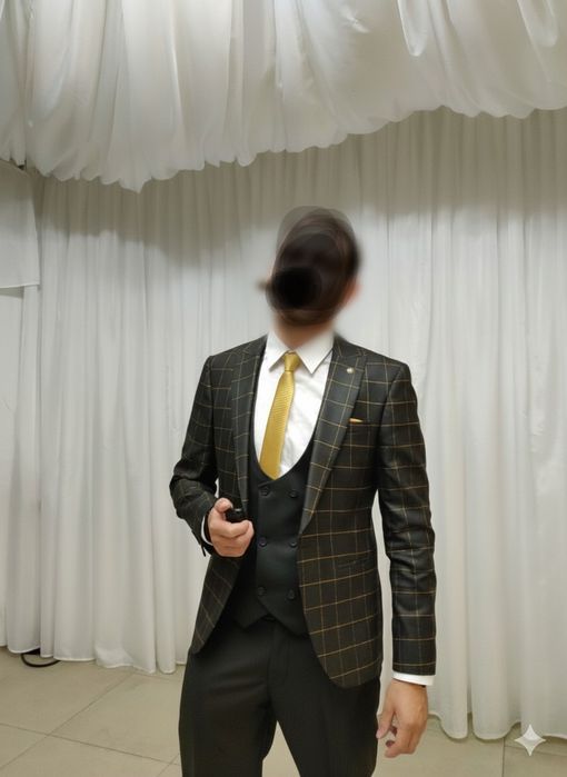 Costum elegant mărime 48