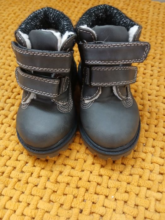 Зимни боти за бебе