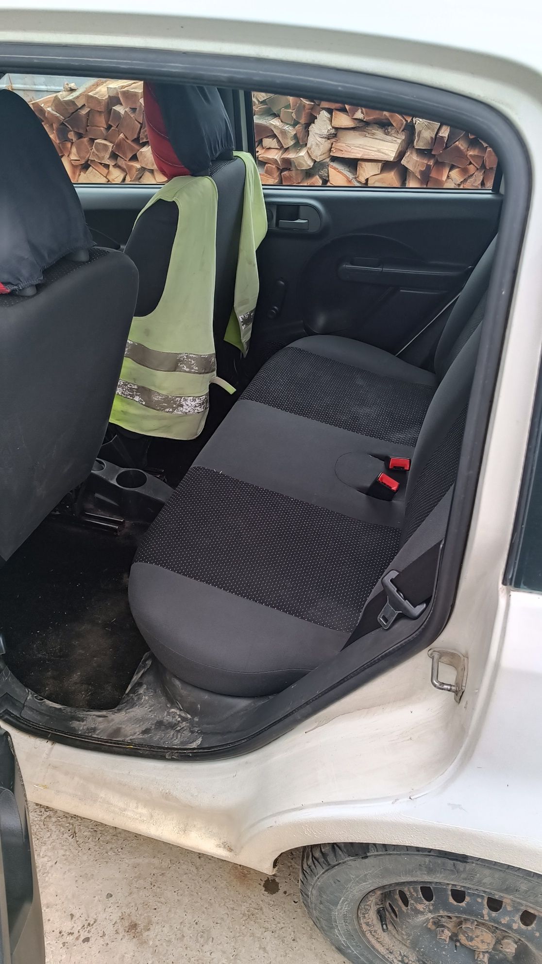 Vind fiat panda acte la zi