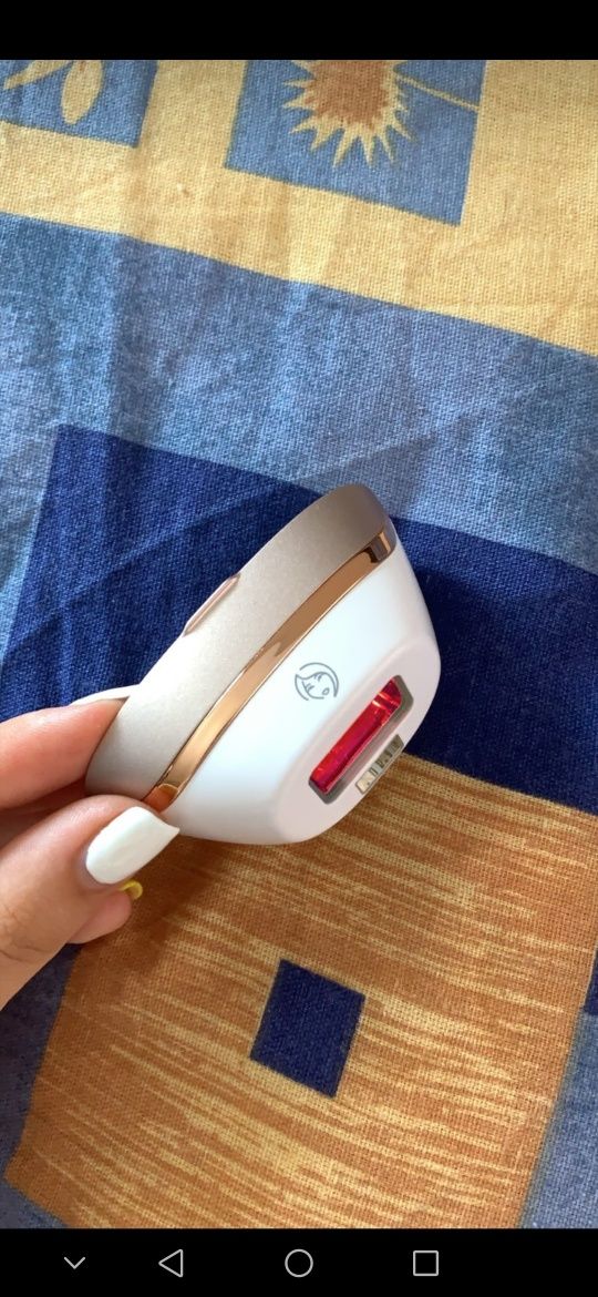 Фотоепилатор Philips lumea