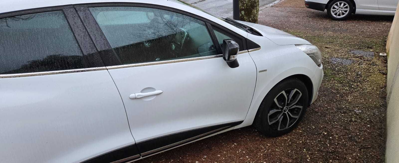 Renault Clio LIMITED
1.5 dci 75ch