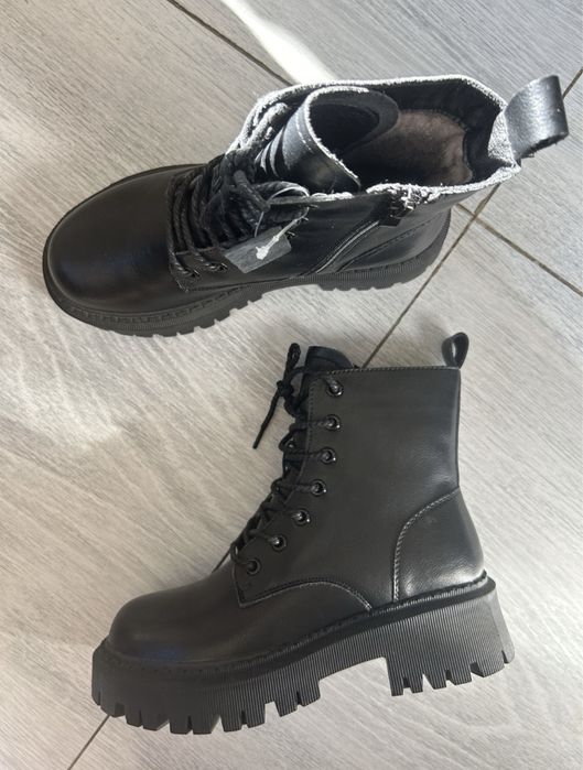 продам кожанные сапожки