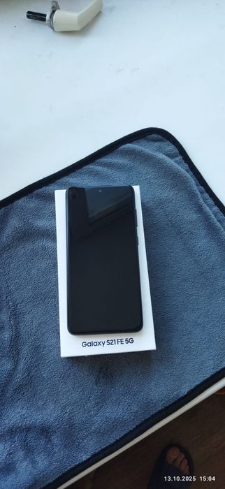 Samsung s 21 fe 5g  в новом состоянии 10/10