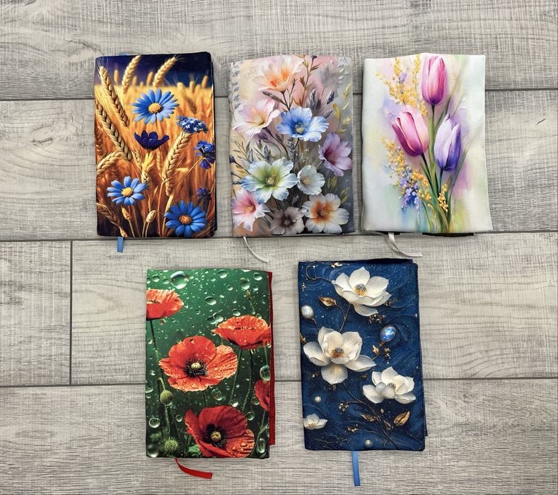 Калъф за книга / Дрешка за книга / Подвързия за книга
