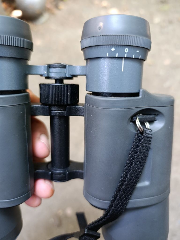 Бинокль КОМЗ 10×40