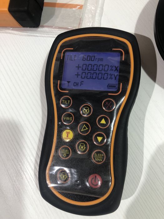 Nivelă laser profesional Geo Fennel FL 505HV-G