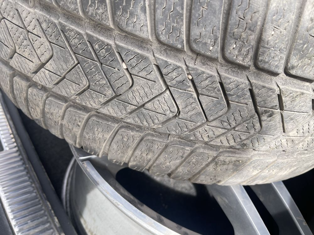 Зимни гуми 275/40/19 ,245/45/19 Pirelli