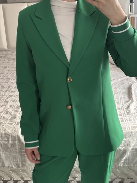 Женская одежда, разгрузка гардероба