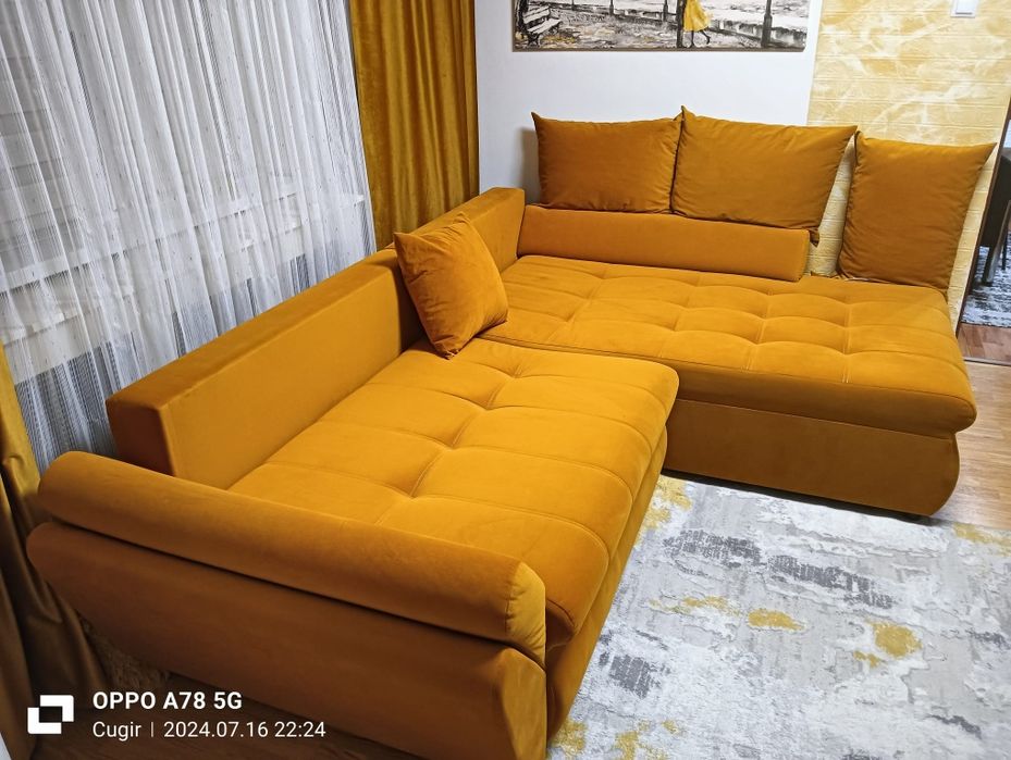 Coltar pentru living