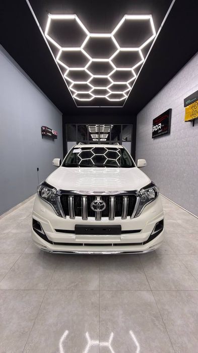 Toyota Land Cruiser 150