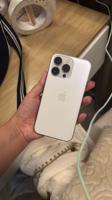 Айфон 13про без ремонта