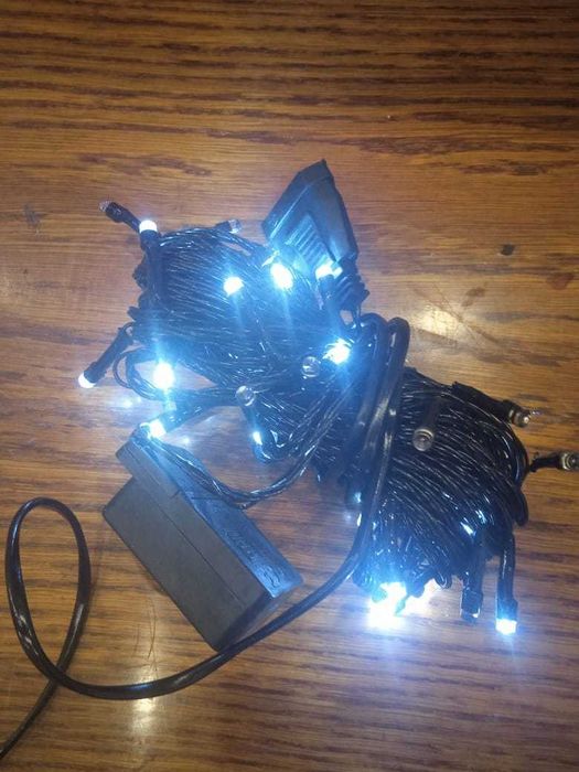 Продам новые гирлянды электрические. Каждая по 8 метров