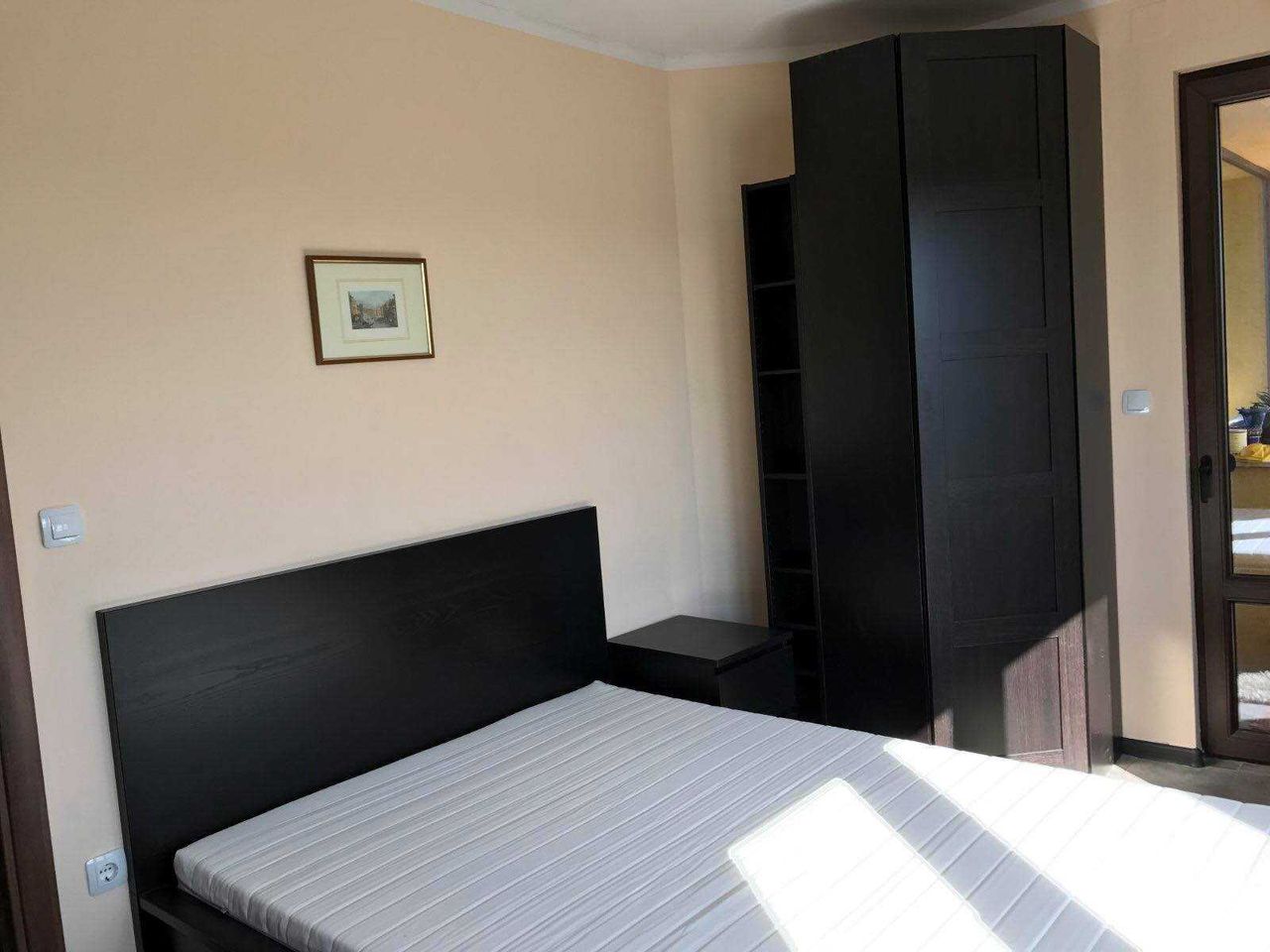 Дава се под наем Тристаен апартамент в София, Лагера - 85 кв.м за 816 € - Снимка #7