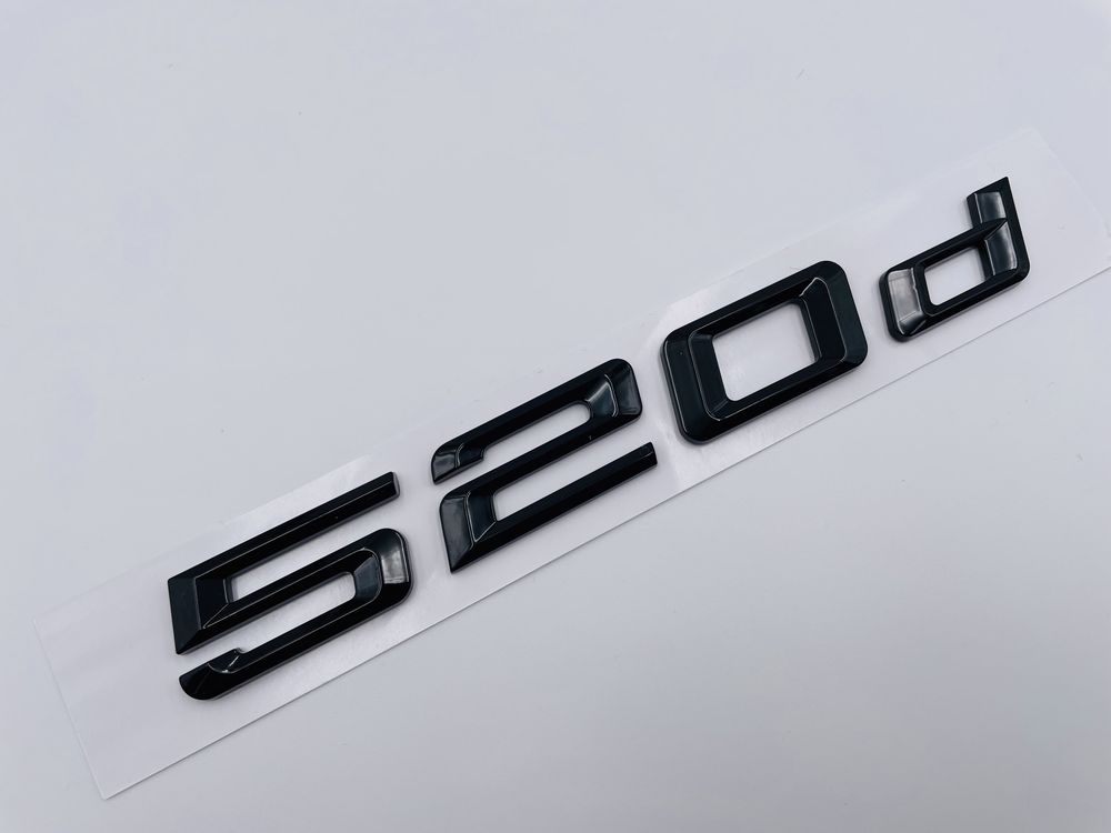 Emblema BMW Motorizare seria 5 diesel negru