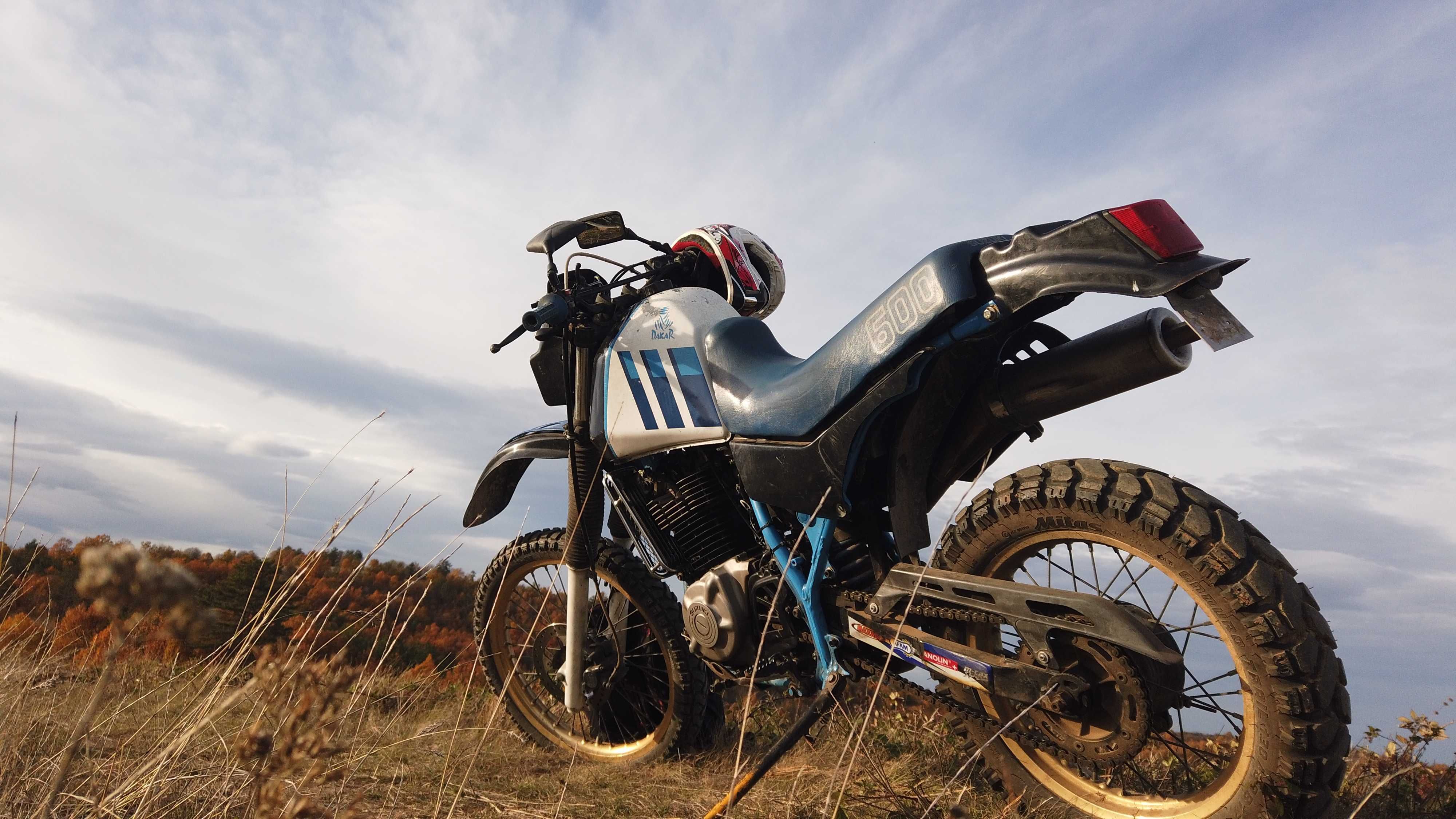 Suzuki DR 600 Dakar 1986