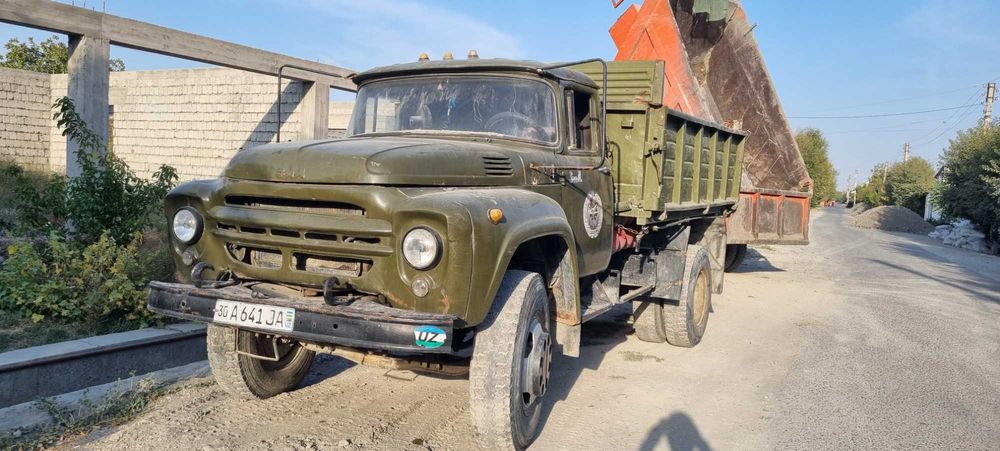 Zil samosval 130