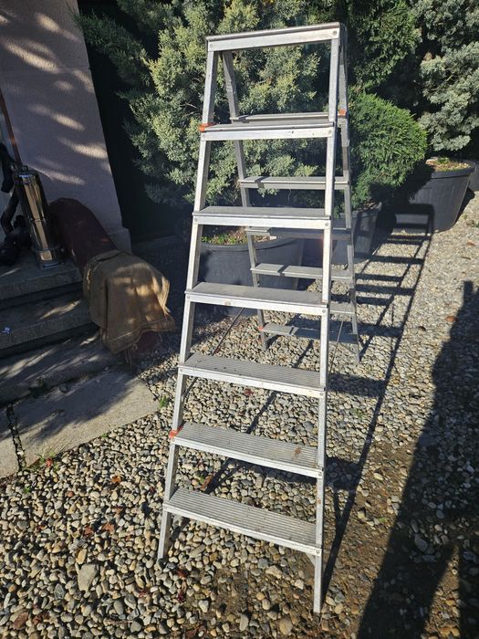 scara aluminiu 7 trepte