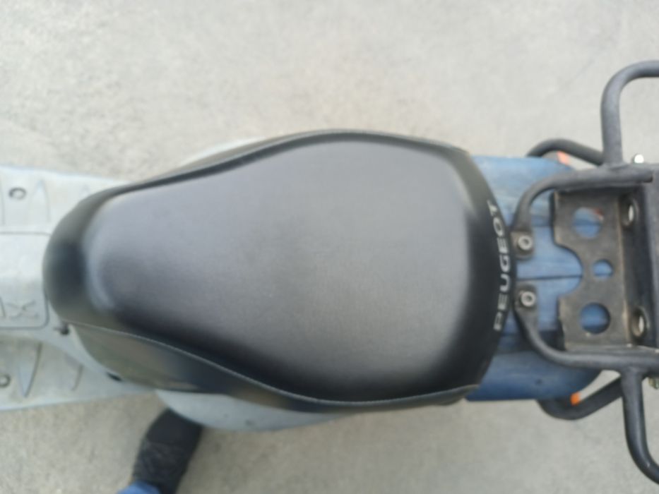Peugeot Ludix 50 cm . Se conduce doar cu B