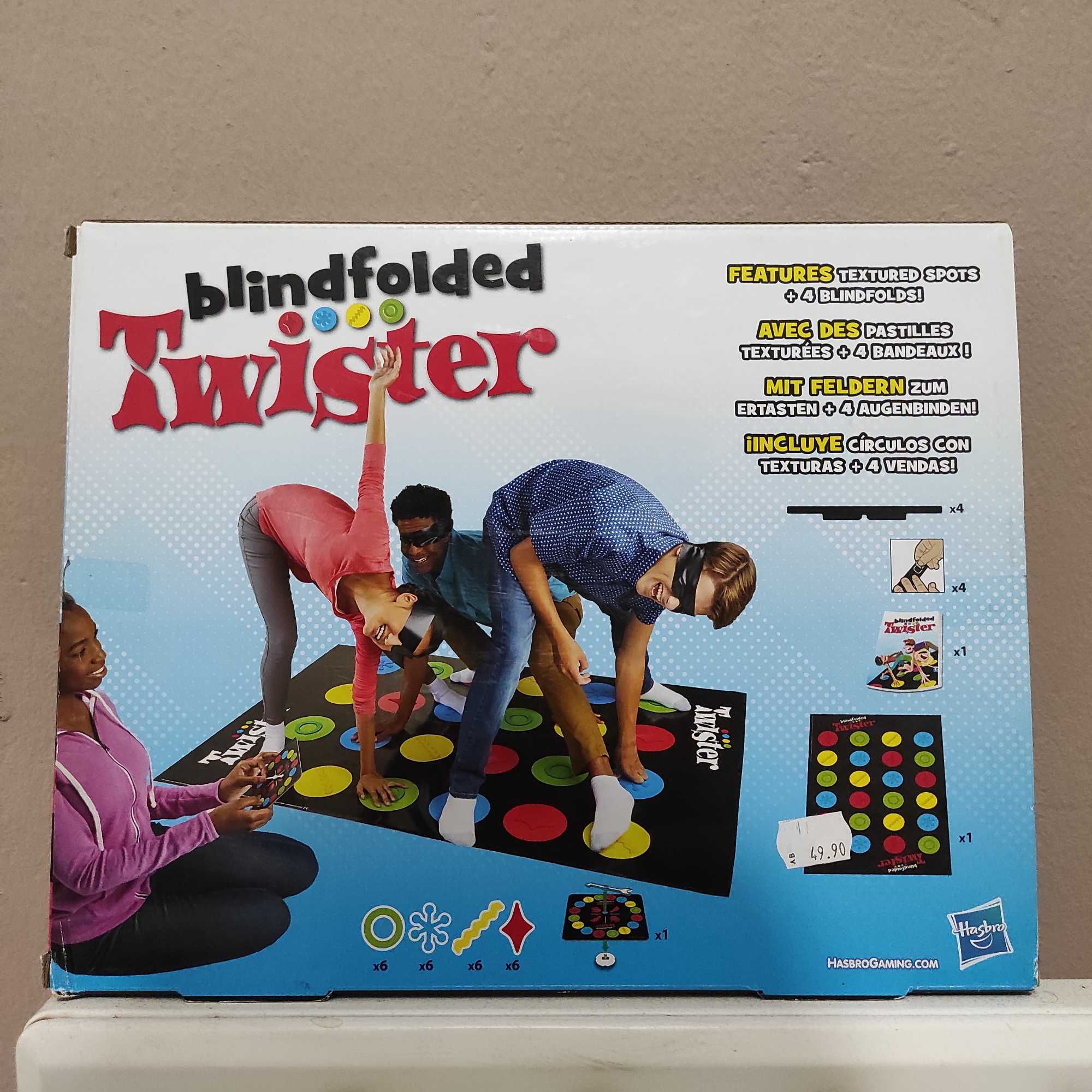 Игра Туистър Twister Blindfolded