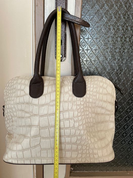 Нова Дамска Чанта, Бяла Голяма
