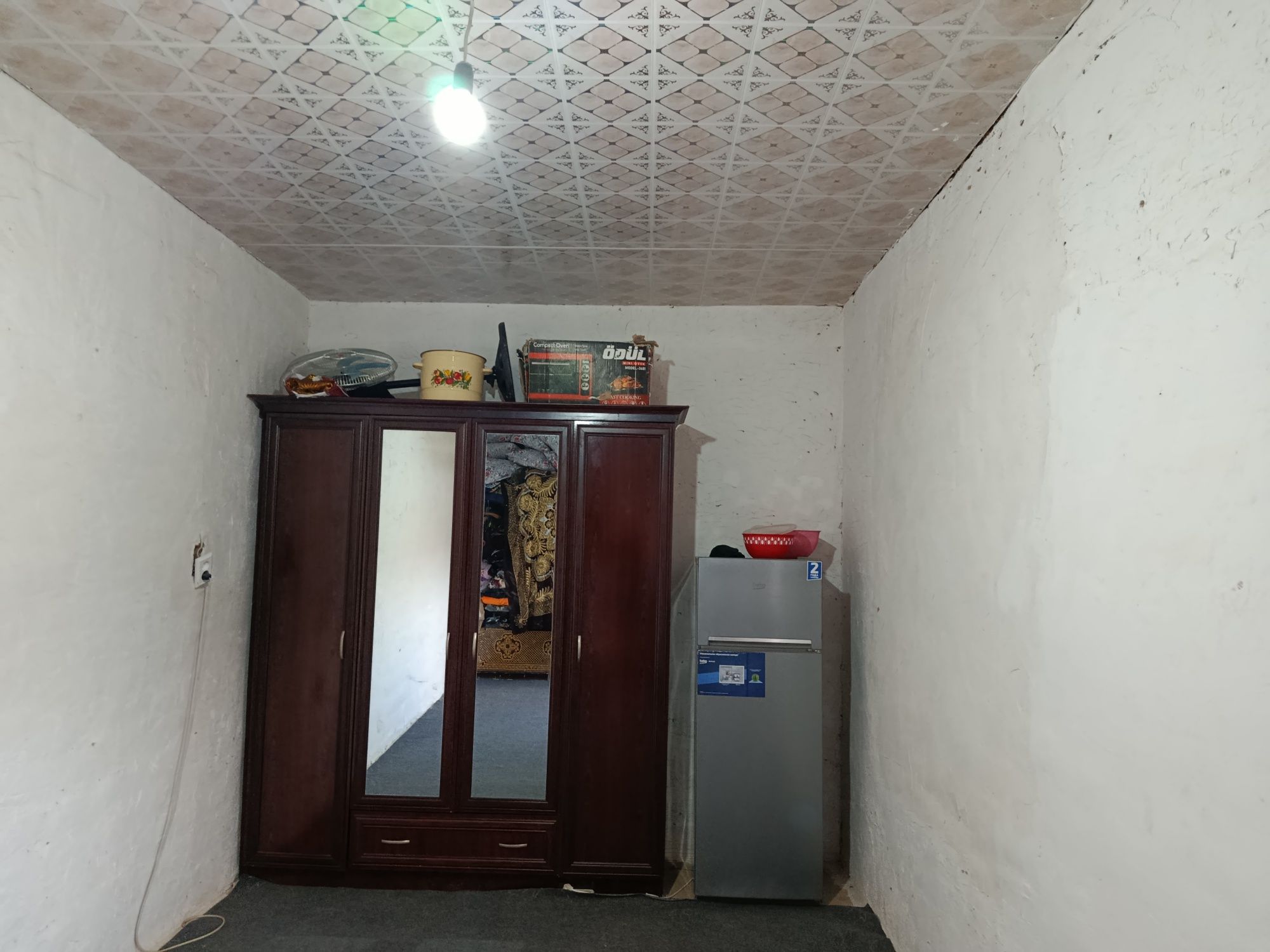 Qarshida tez kunda hovli sotiladi 6 sotix