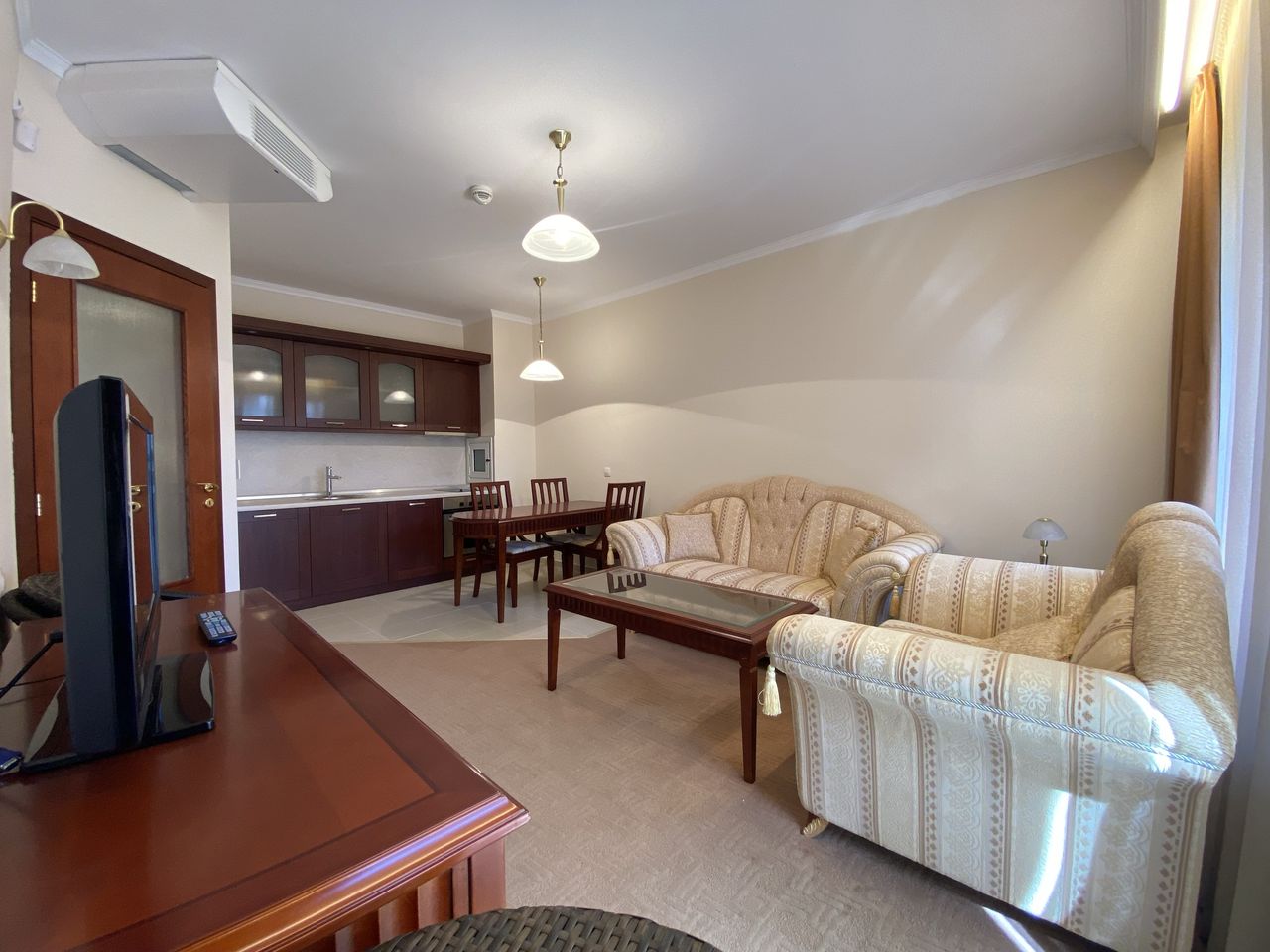 Продава се Двустаен апартамент в Банско - 71 кв.м за 860 €/кв.м - Снимка #3