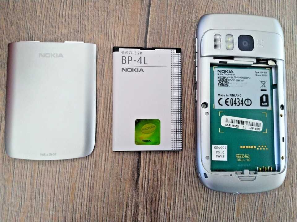Nokia E6 Мобилен телефон чисто нов  1500 mAh ретро класика
