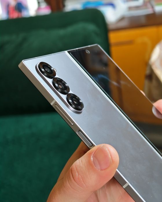 Samsung Galaxy Z Fold 6 - 512 GB  Silver Shadow Гаранция!