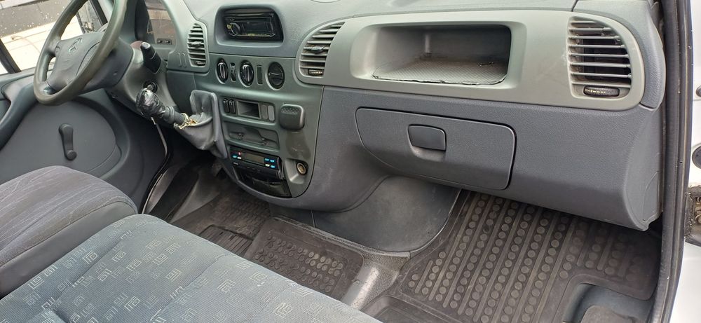 mercedes benz sprinter