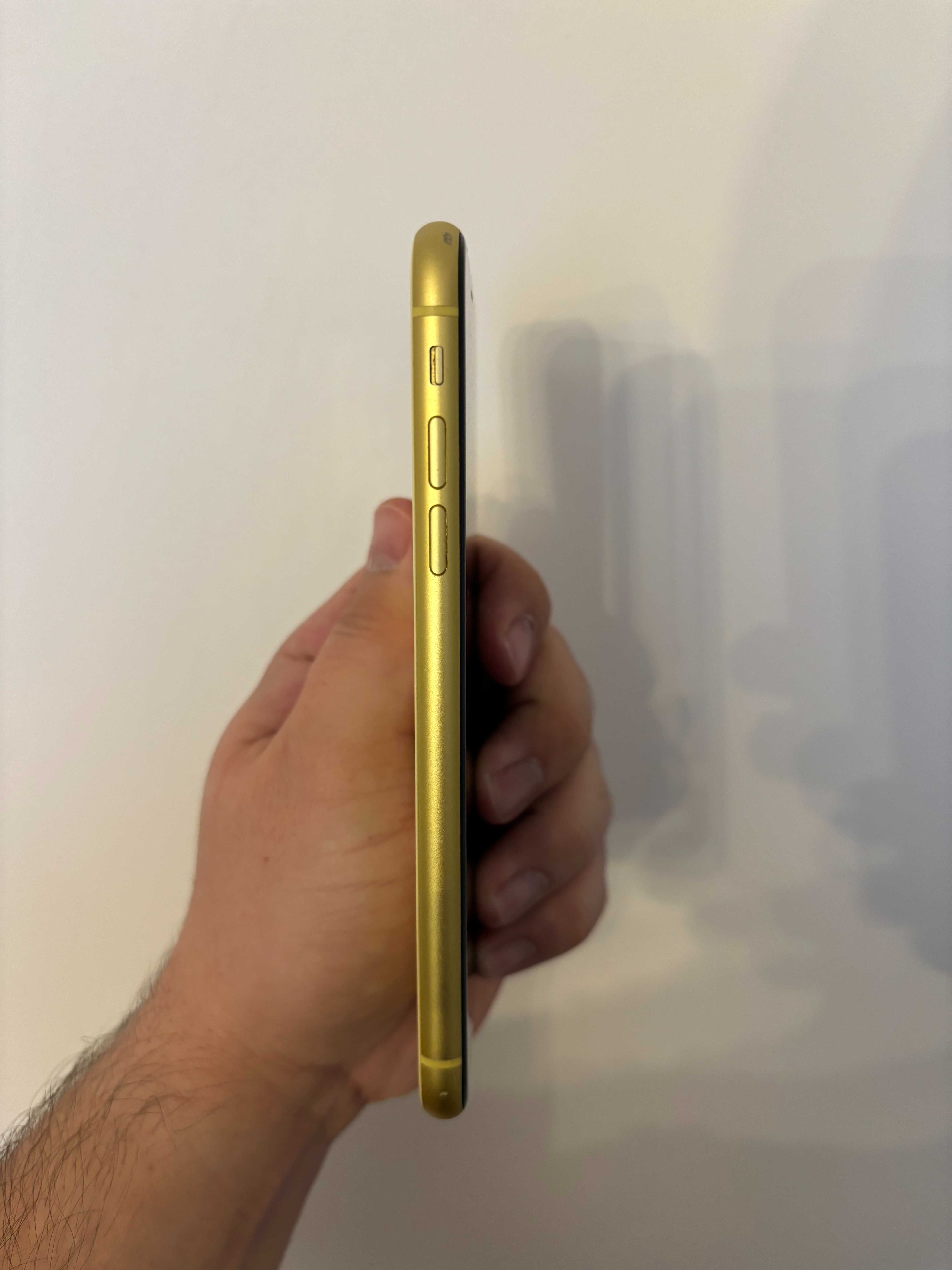 iPhone 11 32 GB - Yellow/Жълт