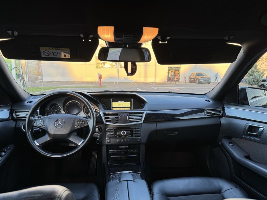 Mercedes e220 cutie automata 7G tronic IMPECABILA