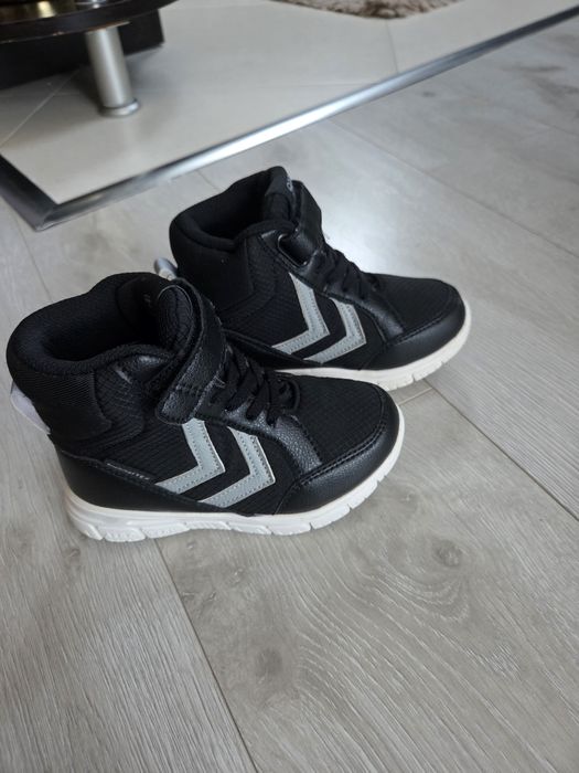 Водоустийчиви детски ботушки на марката HUMMEL