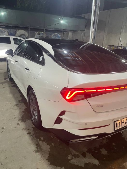 Kia K5 sotiladi