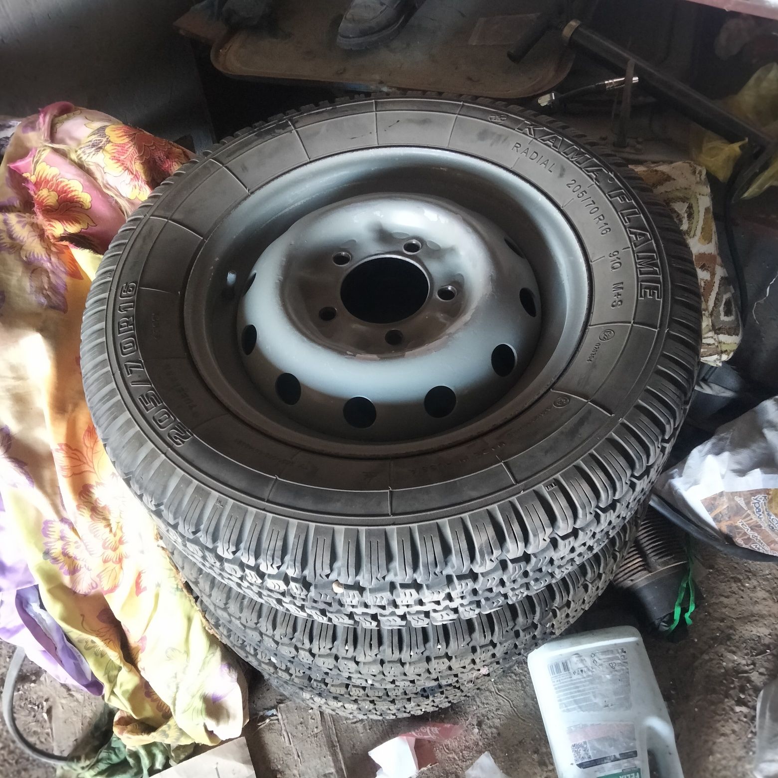 покрышка дискасымен сатылады тек 1 ай журілген