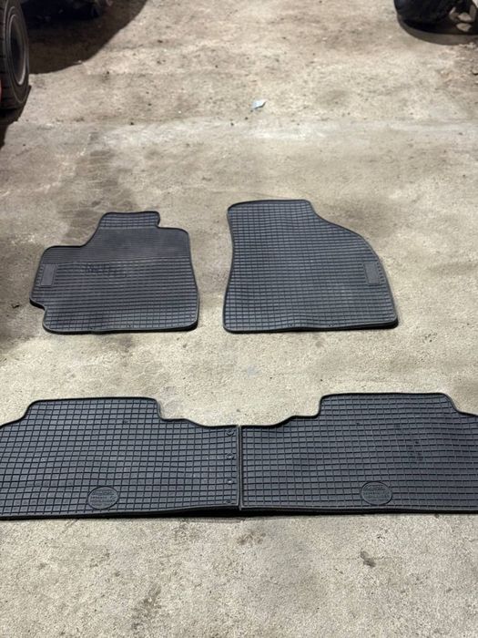 Полики салона на Лексус РХ300 / Lexus RX300