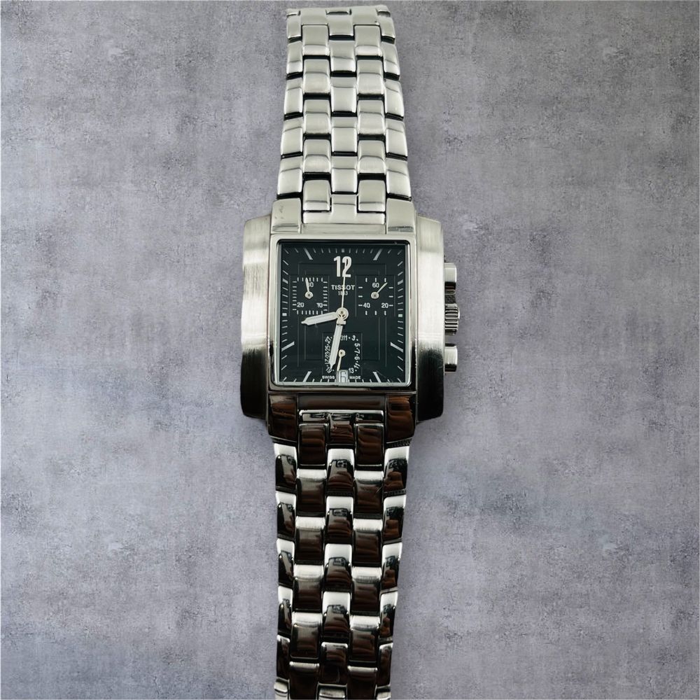 Tissot Quadrato Chronograph Swiss Made мъжки часовник
