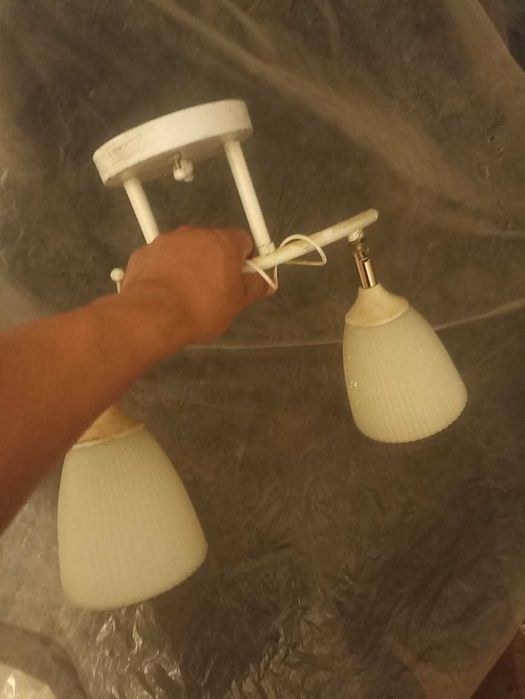 Продается люстра