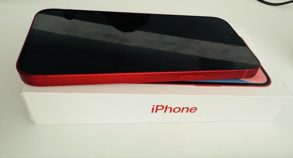 iPhone 14 Red 128GB
