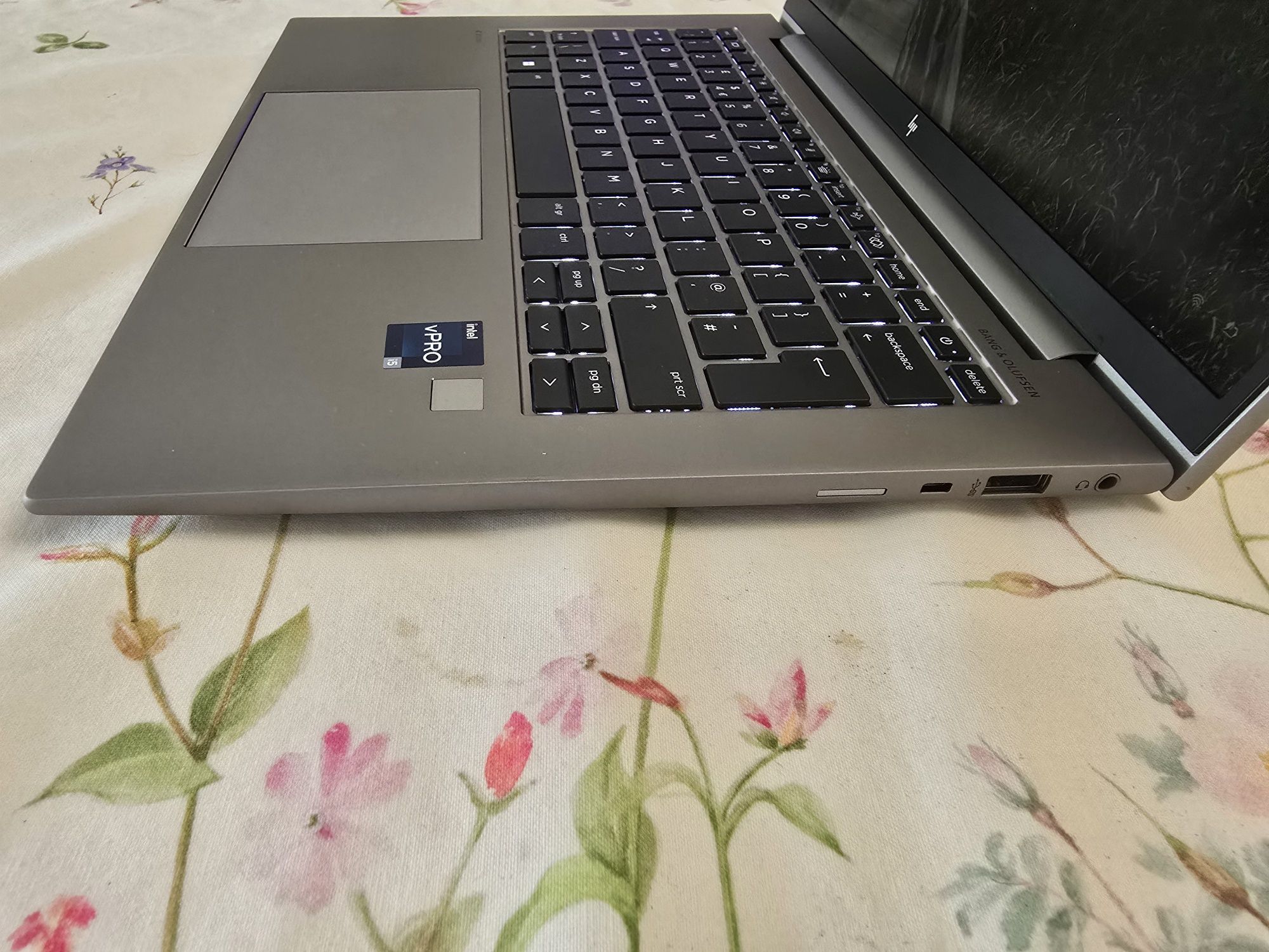 HP Zbook G10 i5-1345U