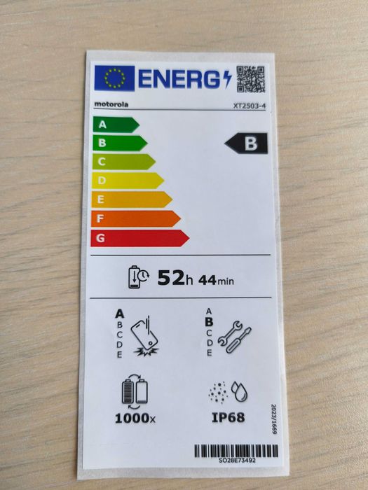 Vand telefon Motorola Edge 60 Fusion 12GB RAM -folosit 2 luni